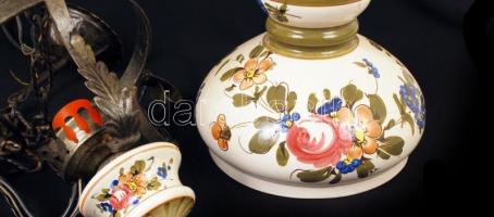 Kovácsolt vas csillár, festett fajansz burával, bekötve, m:55 cm