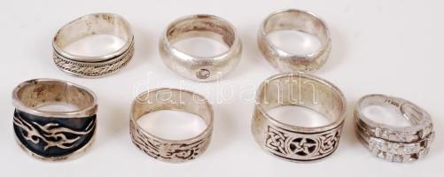 7 db ezüst (Ag.) gyűrű, jelzettek, nettó:52 g