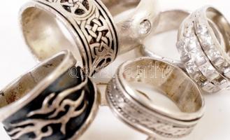 7 db ezüst (Ag.) gyűrű, jelzettek, nettó:52 g