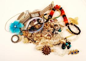 Bizsu tétel, összesen:26 db