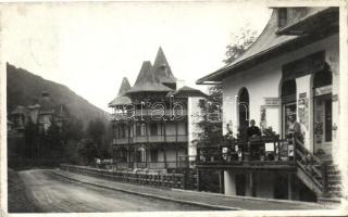 Szovátafürdő, Fő út, gyógyszertár, vendégház / street, pharmacy, guest house (EK)