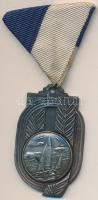 1968. "MVSE" ezüstözött Br vitorlás díjérem, mellszalagon (50x33mm) T:2- folt