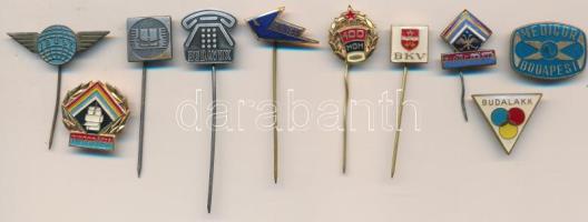 10db vegyes magyar szocialista jelvény és kitűző, közte zománcozottak is T:vegyes
