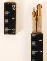 Vonalzó alakú öngyújtó, működik, h: 20 cm