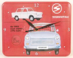 Trabant Deluxe ceruzaelemmel működő fém falióra, 26x21 cm