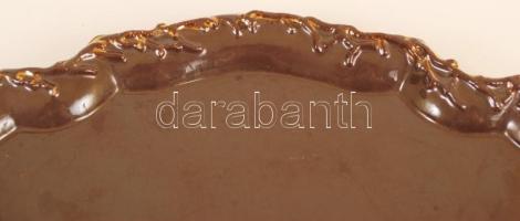 Kopott aranyozású barna kerámia tál apró karcolásokkal, 29x19 cm