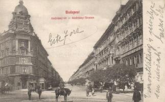 Budapest VI. Andrássy út, lovas rendőr