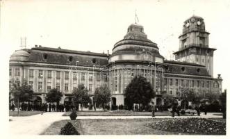 Zenta, városháza, özv. Molnár Sz. Vincéné kiadása / town hall, vissza So. Stpl