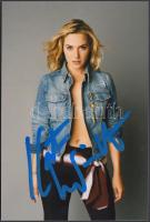 Kate Winslet (1975-) Oscar-díjas és kétszeres Golden Globe-díjas angol színésznő aláírása az őt ábrázoló fotón