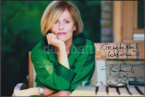 Pataki Ágnes (1951-) producer, azelőtt szupermodell aláírása az őt ábrázoló fotón