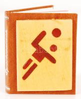 Többcélú sportcsarnok Encsen. Szerk.: Kovács Mihály. Miskolc, 1983. Minikönyv, 62. sorszámozott példány, készült 500 számozott példányban. Műbőr kötésben, illusztrációkkal, jó állapotban.