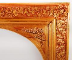 Antik képkeret, fa, gazdagon díszített, kisebb sérülésekkel, belső:69×59 cm, külső:92×72 cm