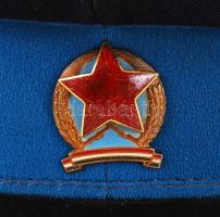 Rendőrsapka, zománcozott vörös csillaggal, méret:57