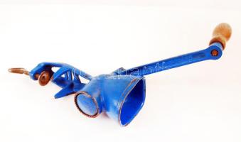 Retró daráló, fém, 27×14 cm