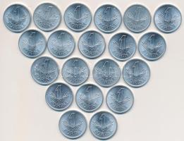 1974-1989. 1Ft (20x) T:1-,2 Adamo F6.3