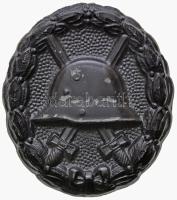 Német Császárság 1918. "Sebesülési jelvény, fekete" fém jelvény (39x44mm) T:2,2- German Empire 1918. "Wound Badge, black" metal badge (39x44mm) C:aXF