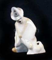 Orosz porcelán bohóc kiskutyával, hibátlan, jelzett, m: 10 cm