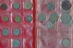 Líbia 18db vegyes fémpénz albumba rendezve T:vegyes
Libia 18pcs of mixed coins in collectors album C...