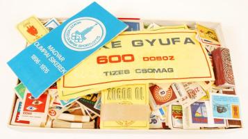 cca 1500 db gyufacímke, sok érdekes sorozattal, főleg cseh, lengyel és szlovák darabok, ezen kívül n...