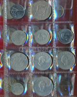 Botswana / Zambia 25db vegyes fémpénz albumba rendezve T:vegyes
Botswana / Zambia 25pcs of mixed coi...