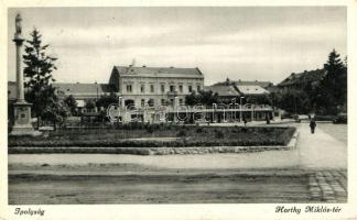 Ipolyság, Horthy Miklós tér, Tóth és Brza kiadása / square (EK)