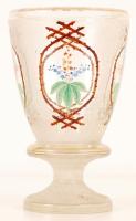 XIX. század: Antik talpas emlékpohár, kézzel festet, homok fújt, hibátlan / Vintage conmemorative gl...