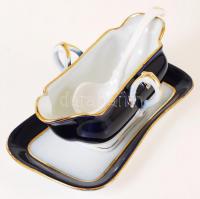 Fischer Emil Császári és Királyi Szállító, Porcelángyáros jelzésű aranyozott kék-fehér tálkészlet: 1...