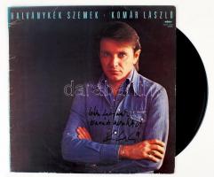 Komár László (1944-2012) Halványkék szemek c. nagylemeze az énekes saját kezű aláírásával