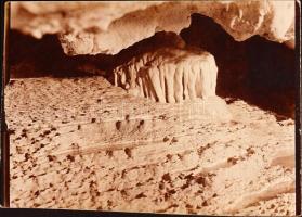 Jeges barlang Erdélyben. fotó 8x12 cm