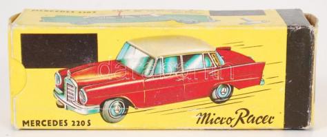 Régi Micro-Racer Mercedes 220S felhúzhatós kisautó eredeti dobozában kulccsal