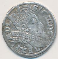 Lengyel Királyság 1597. 3Gr Ag "III. Zsigmond" (1,98g) T:2-
Poland 1597. 3 Grossi Ag &quot...