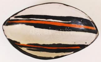 Gorka Lívia Iparművészeti Vállalatos tálka, mázas kerámia, jelzett, hibátlan, m:17×10 cm
