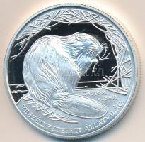 2000. 3000Ft Ag "Veszélyeztetett állatvilág - hód" T:PP apró ujjlenyomat