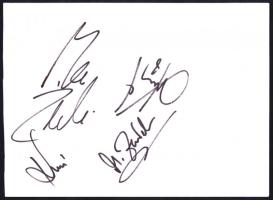 2003 A lengyel válogatott tagjainak (Saganowski, Kosowski, Zewlakow, Krzynowek) aláírása papírlapon.