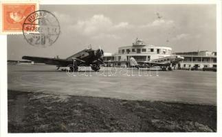 Budapest XVIII. Repülőtér állomás, Air France és KLM repülőgép (ragasztónyom / gluemark)