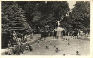 Budapest III. Csillaghegy, Árpád strand és gyógyfürdő (fa)