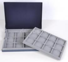 Az Éremművészeti Intézet éremtartó kazettája 1 kivehető tálcával, összesen 24 férőhellyel