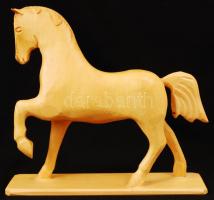 Fa faragott ló, 19x20 cm