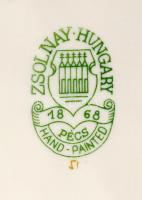 Zsolnay virágmintás nyolcszögletű bonbonier, kézzel festett, hibátlan, jelzett, d: 9 cm