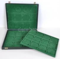 A Magyar Érmeforgalmazó éremtartó kazettája 1 kivehető tálcával, összesen 24 férőhellyel