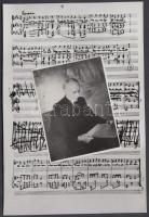 cca 1940 Bartók Béla (1881-1945) zeneszerző reprózott kottalapjára ragasztott fényképe, 17x11 cm
