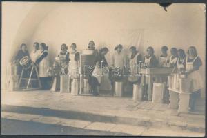 1924 Háztartási óra egy kassai leányiskolában, feliratozott fotólap, 9x14 cm