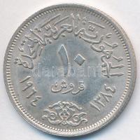 Egyiptom 1964. 10p Ag "Nílus" T:2 Egypt 1964. 10 Piastres Ag "Nile" C:XF Krause KM#405