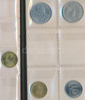 Vietnam  27db vegyes fémpénz albumba rendezve T:vegyes
Vietnam 27pcs of mixed coins in album C:mixed