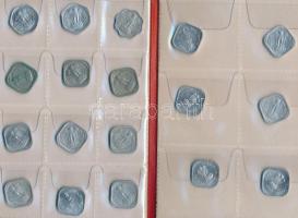 India 53db vegyes fémpénz albumba rendezve T:vegyes
India 53pcs of mixed coins in album C:mixed