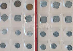 Holland Antillák 50db vegyes fémpénz albumba rendezve T:vegyes
Netherlands Antilles 50pcs of mixed c...