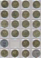Lengyelország 186db vegyes fémpénz albumba rendezve T:vegyes
Poland 186pcs of mixed coins in album T...