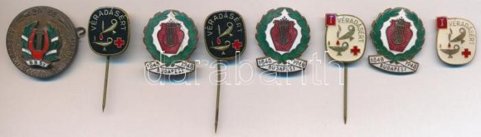 ~1970. 4db "Véradásért" aranyozott, zománcozott jelvény + 4db zománcozott dalos jelvény, közte "BBSZ 20 éves" T:1-,2