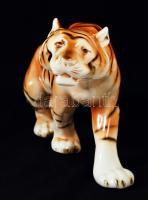Royal Dux tigris, kézzel festett, jelzett, hibátlan, h:33 cm, m:16,5 cm / Royal Dux tiger, perfect c...
