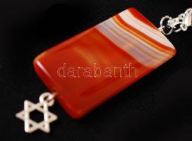 Achát függő láncon /
Agate pendant with necklace